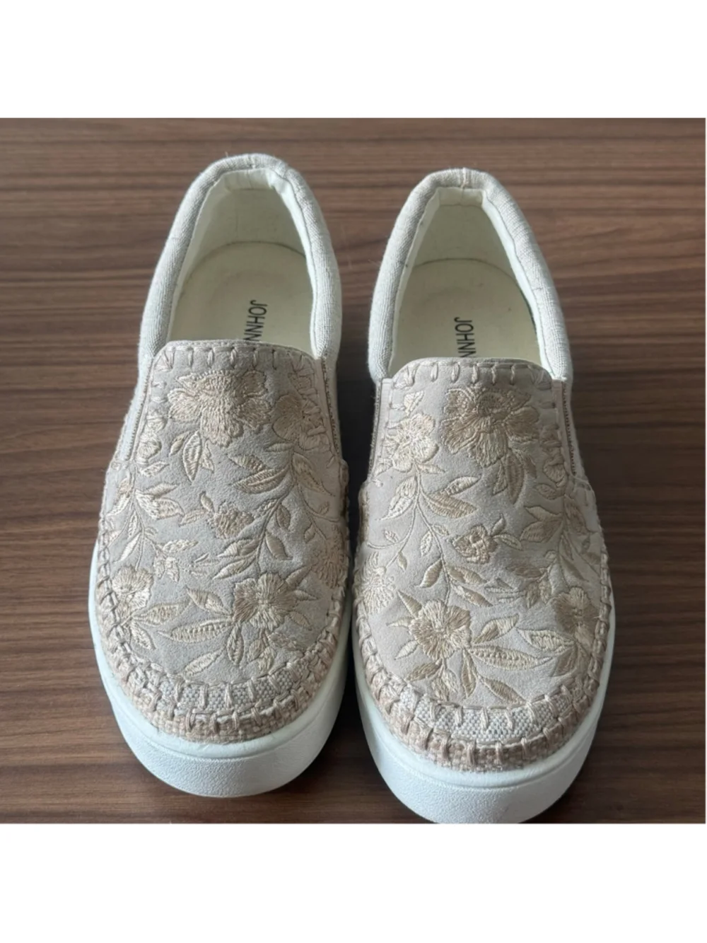 Johnny Was Floral Embroider Platform Slip-On Sneakers Beige Canvas Shoes Sz 8.5
